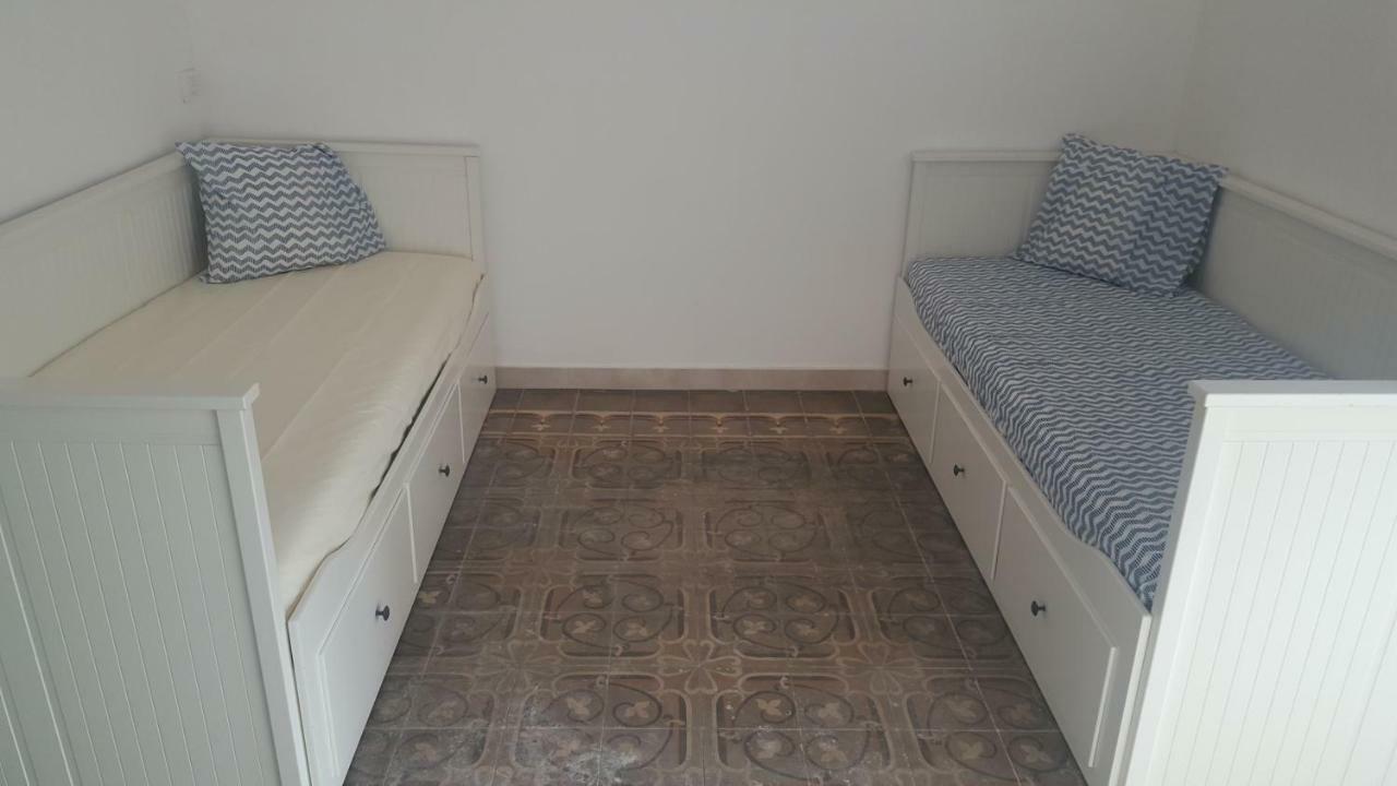 Oyo Guest House Ruzafa บาเลนเซีย ภายนอก รูปภาพ