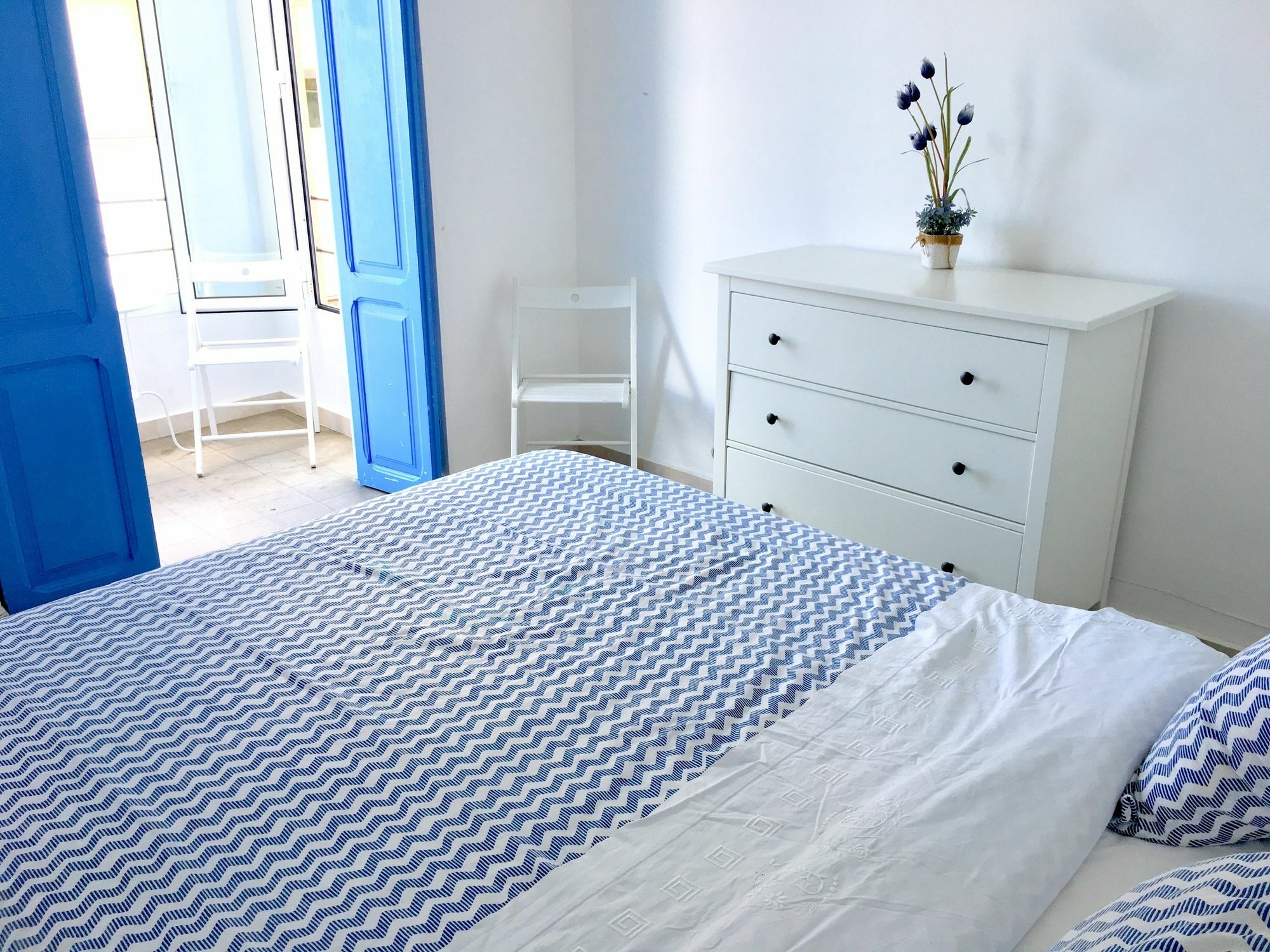 Oyo Guest House Ruzafa บาเลนเซีย ภายนอก รูปภาพ